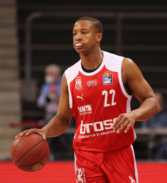 魔术替补奇 魔术替补奇