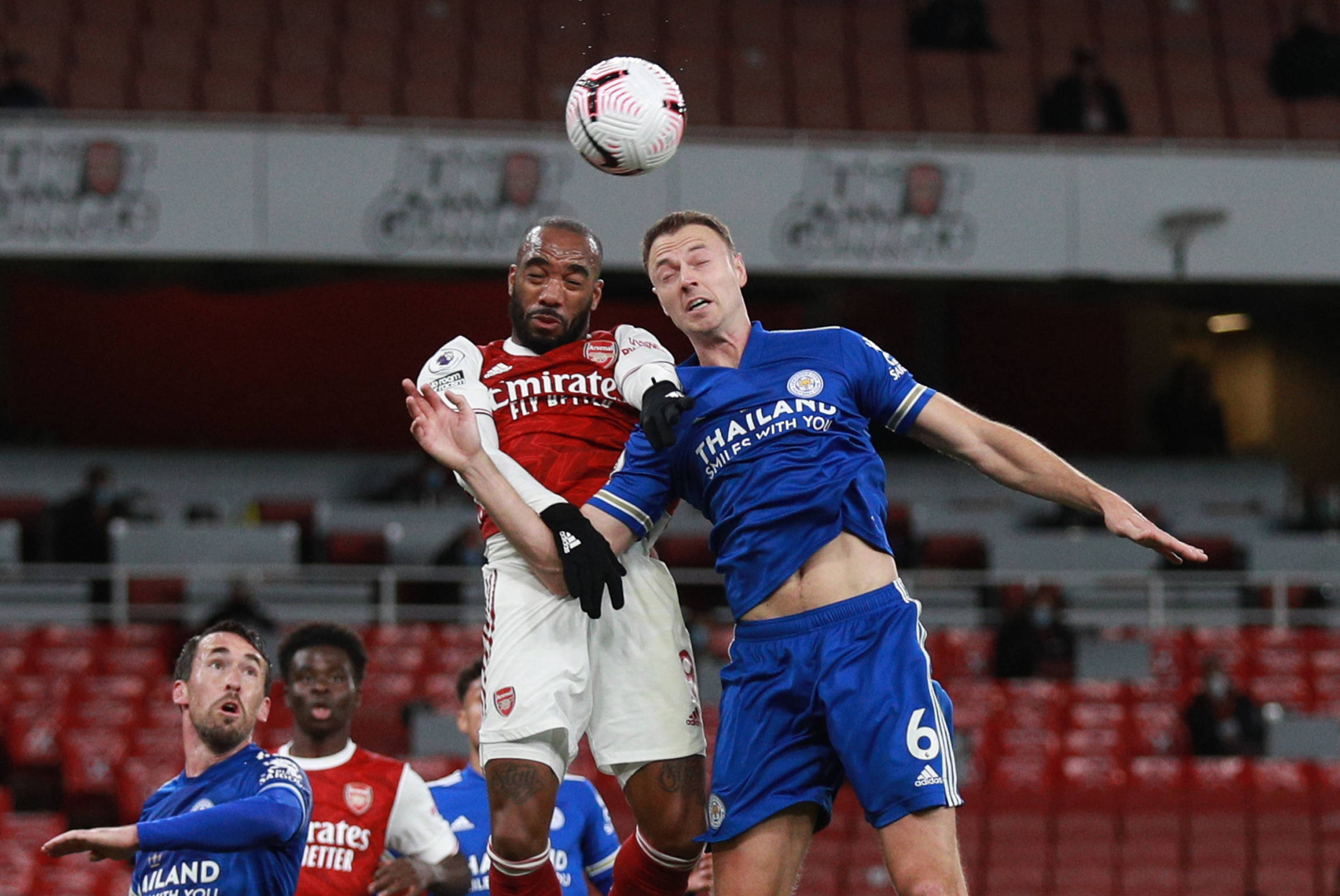 阿莱巧妙地 阿莱巧妙地